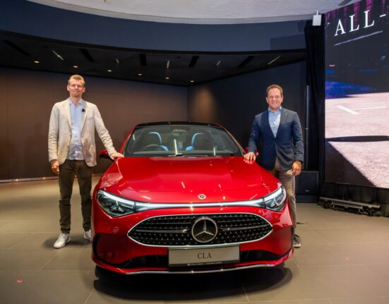 Mercedes-Benz CLA 200