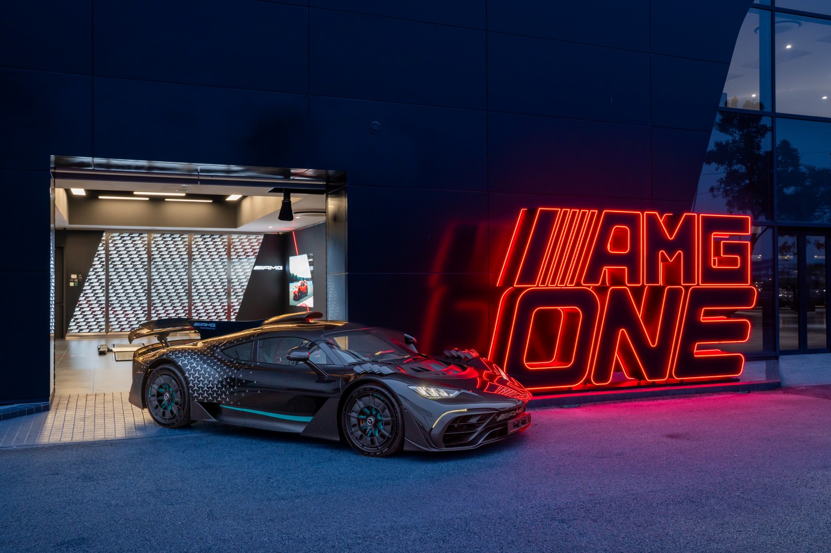 AMG One Service Hub