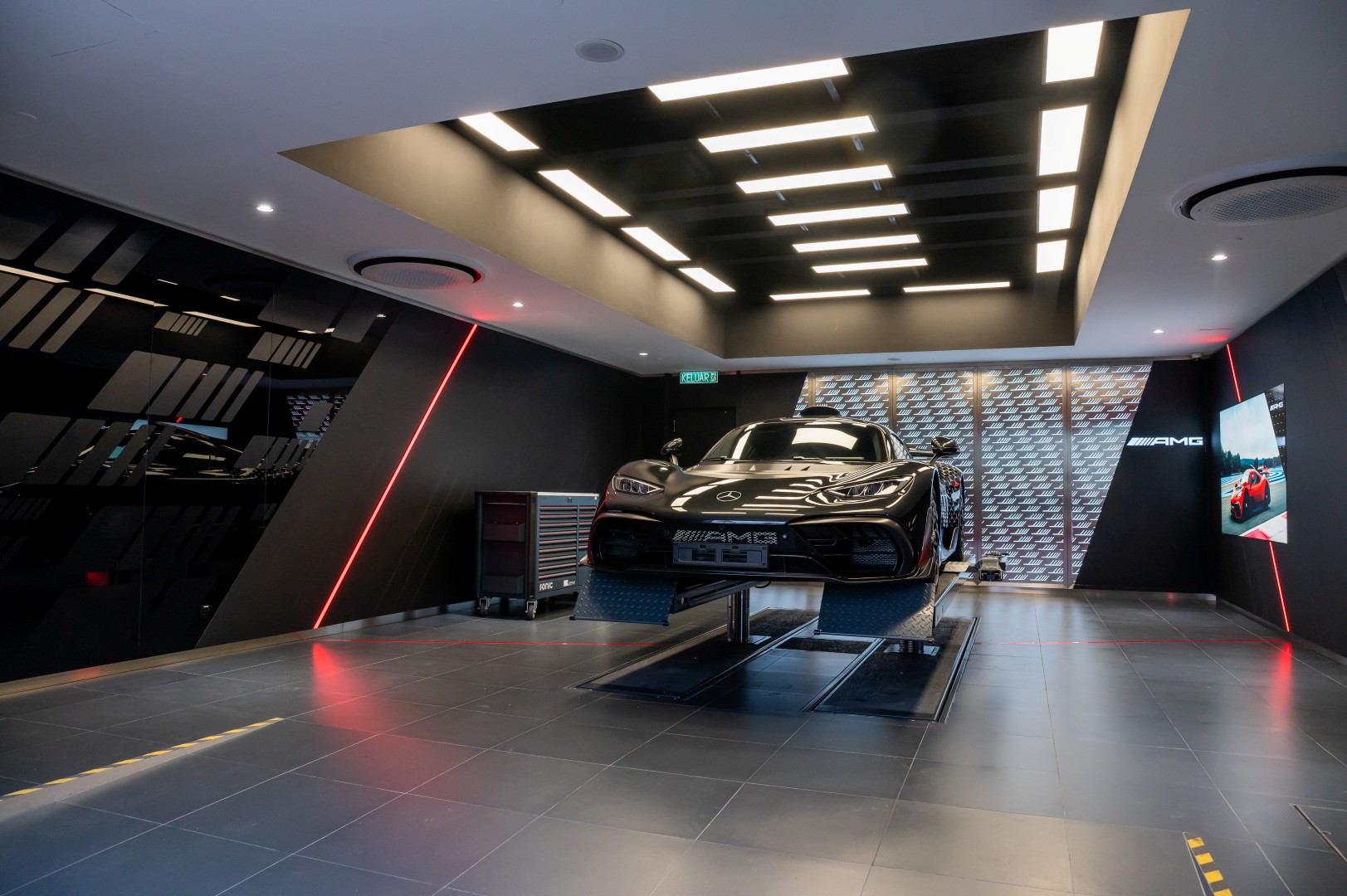 AMG One Service Hub