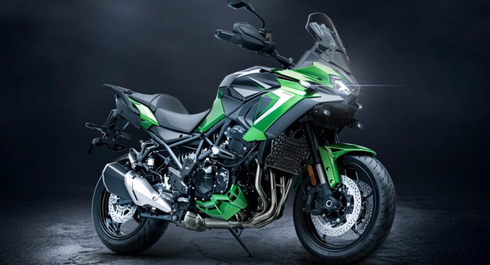 kawasaki versys 900