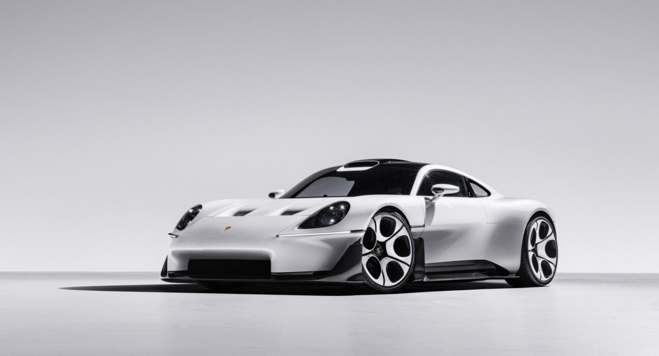 Porsche Mission S