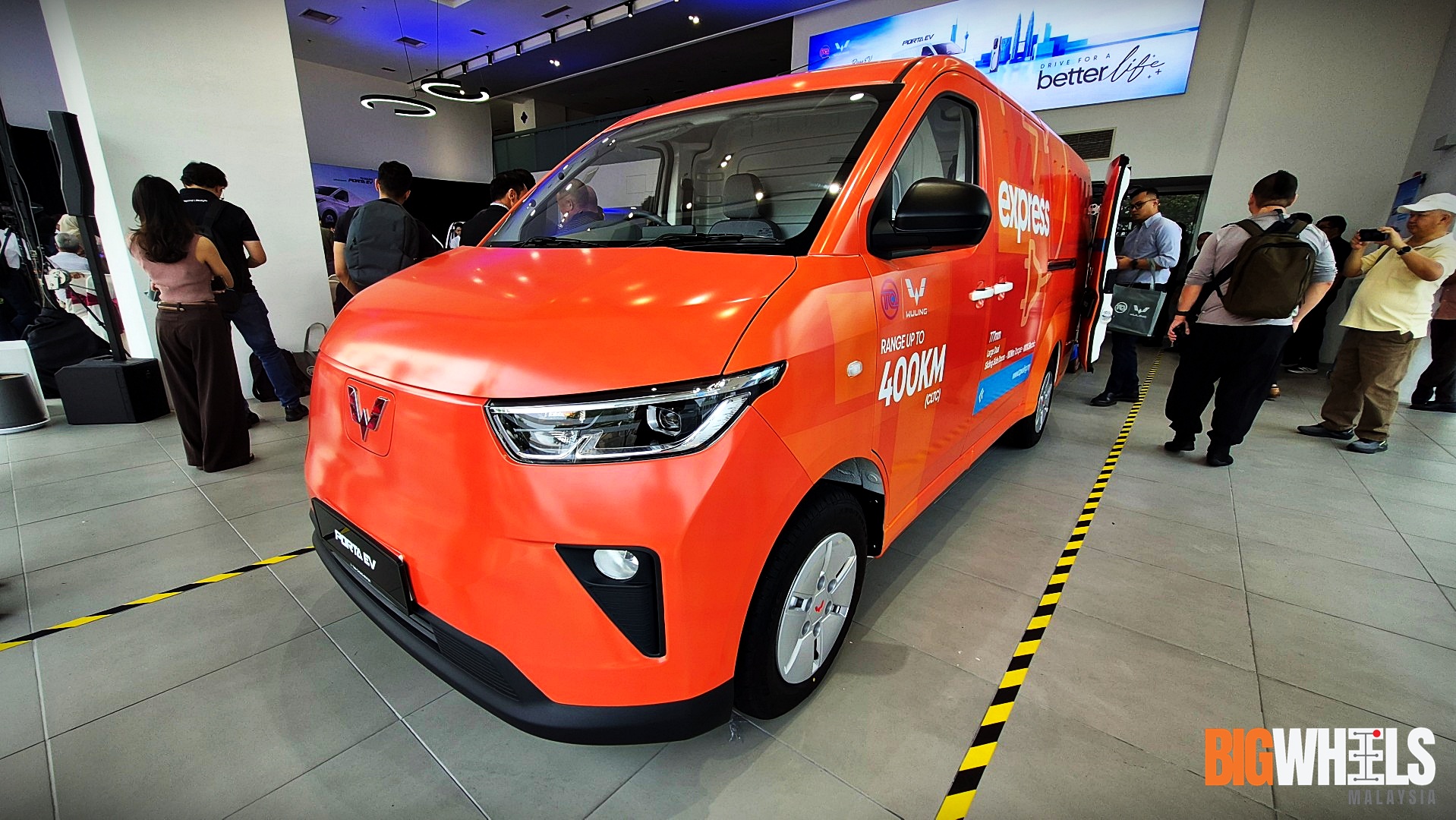 TQ Wuling Porta EV